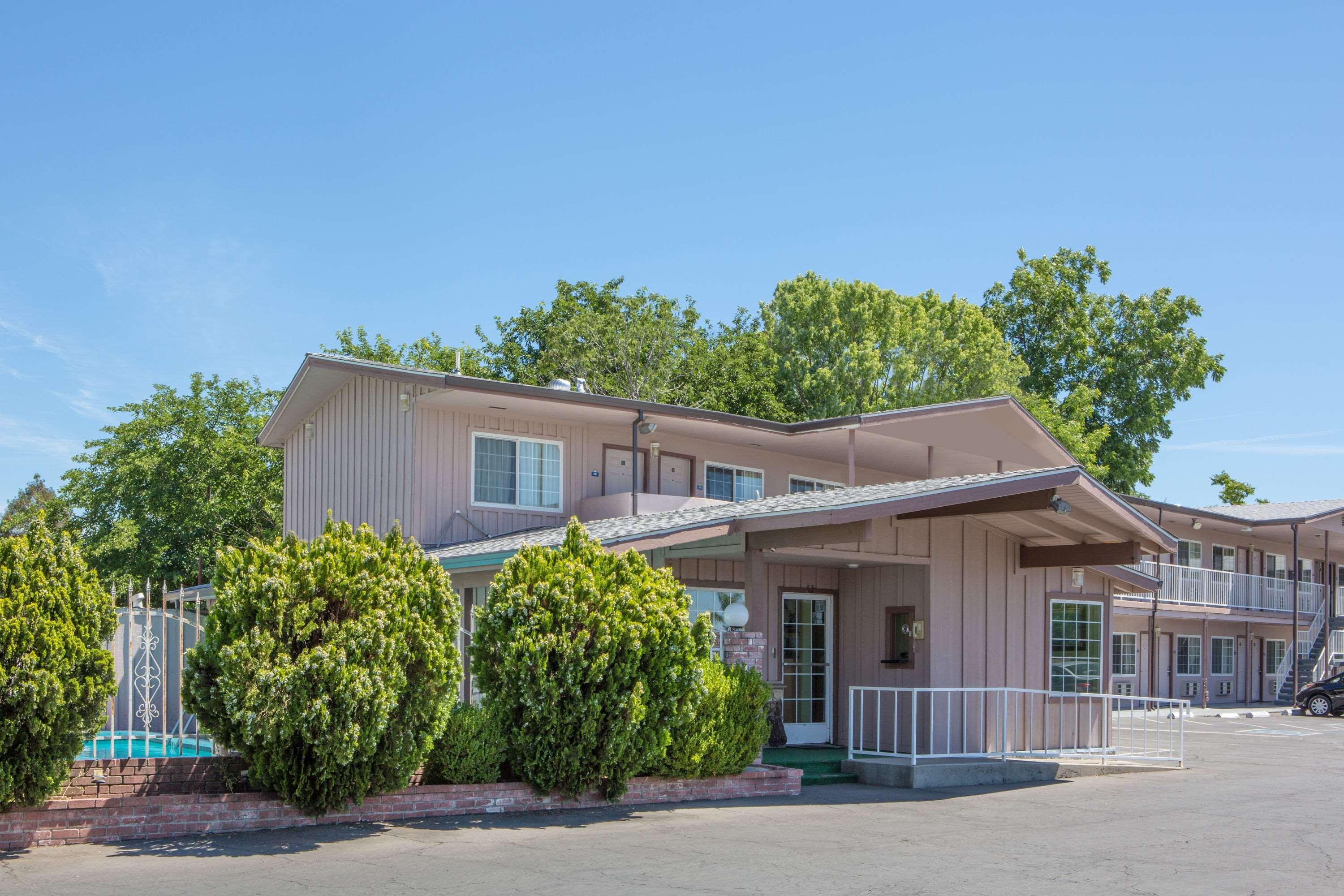 Days Inn by Wyndham Oroville Eksteriør bilde