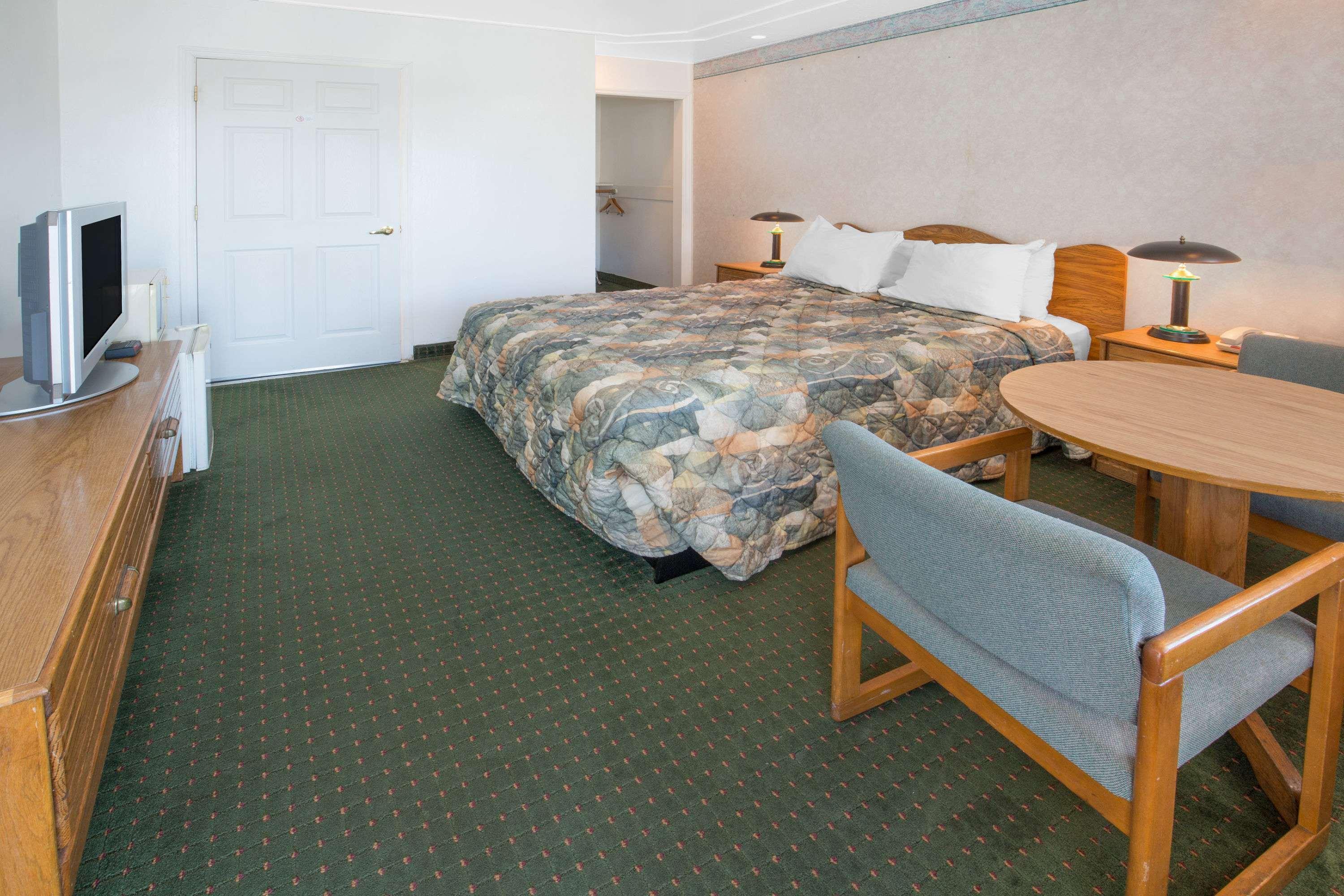 Days Inn by Wyndham Oroville Eksteriør bilde